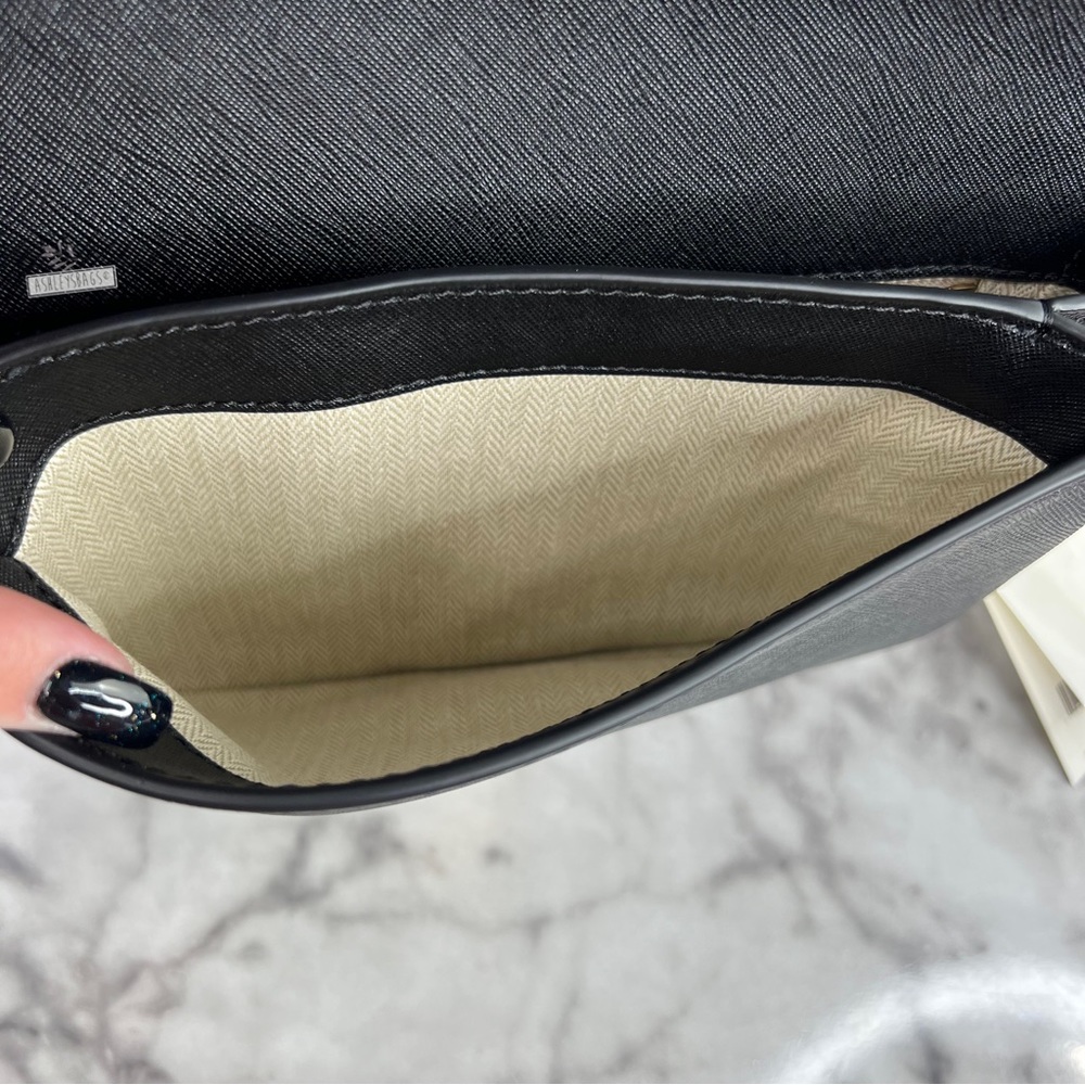 Tory Burch Emerson Crossbody & Shoulder Bag In Black - Picture 9 of 11